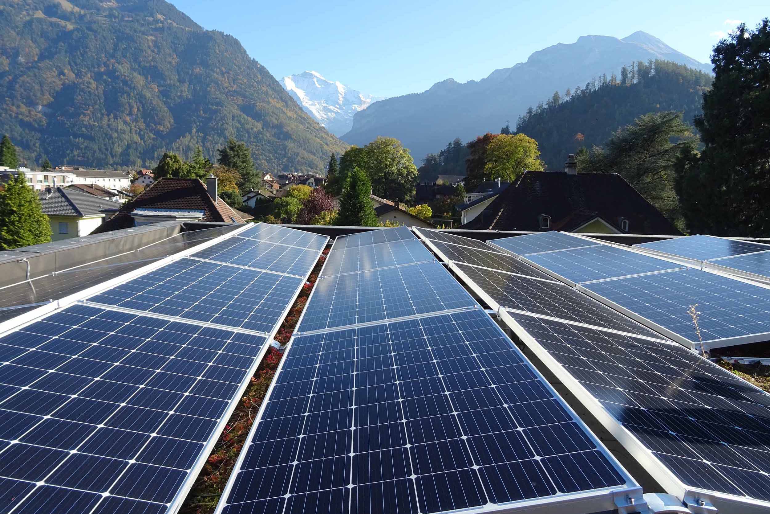 Photovoltaic system on the roof of the Backpackers Villa Sonnenhof in Interlaken